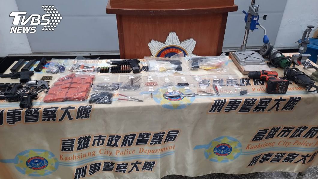 改造槍枝慣犯藏身汽車旅館　高市逮人起出證物