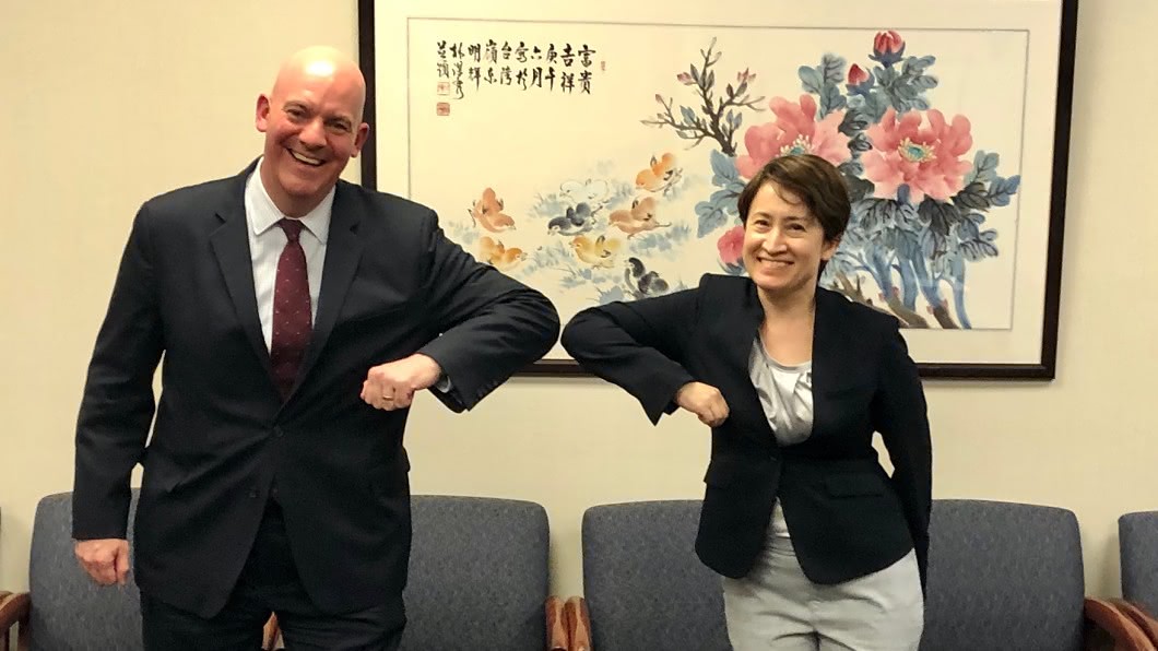 美政軍助卿會晤蕭美琴 盼共同維繫區域和平穩定