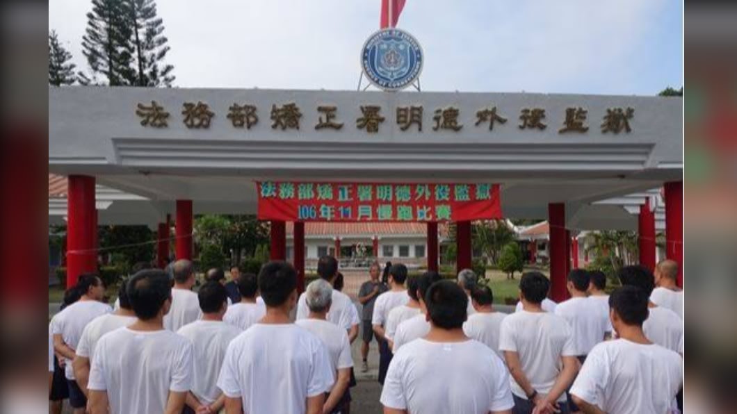 台南「優良受刑人」逃獄!開車衝撞 警開2槍追捕中