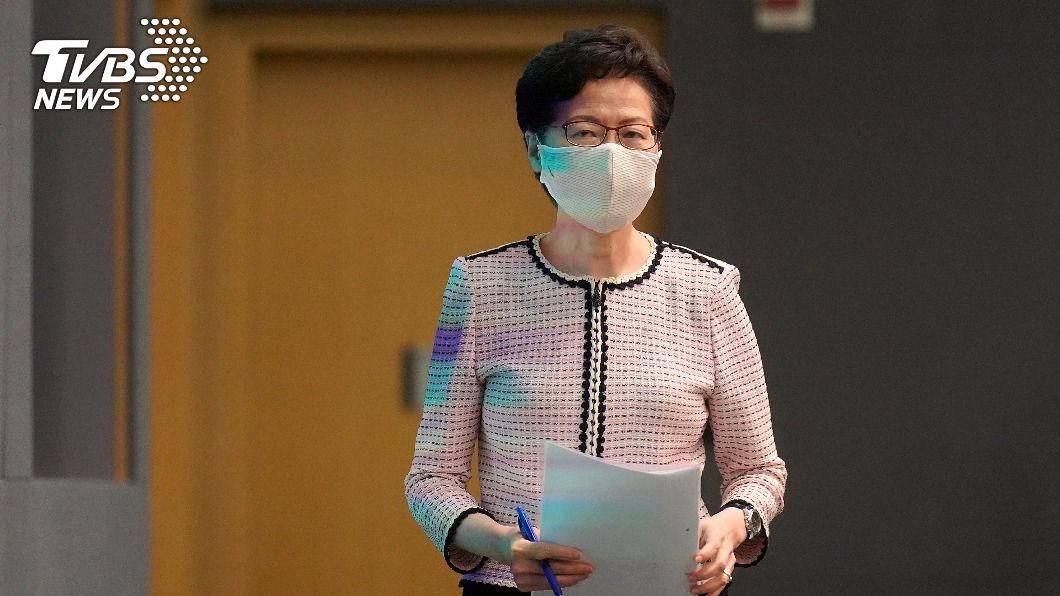 受美制裁 港特首林鄭月娥承認使用信用卡不便