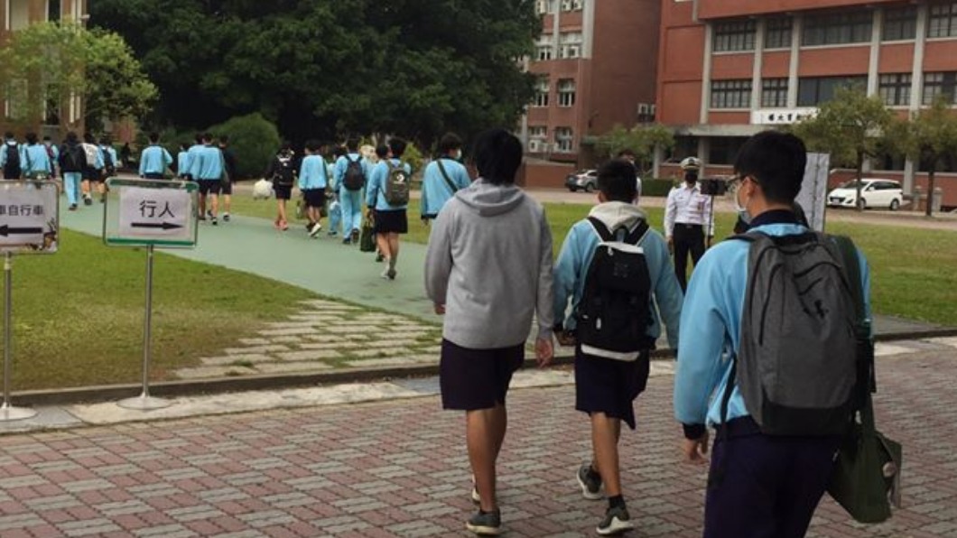 謝天謝地!南一中準醫科生車禍陷昏迷 校長:他醒了
