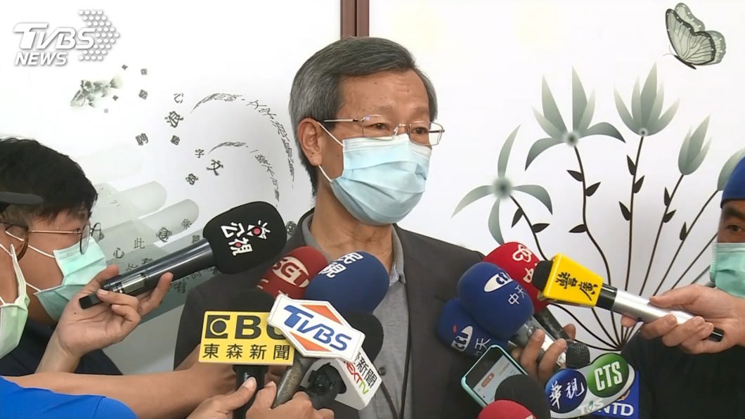 採檢無症狀居檢者惹議 葉彥伯哽咽:百分百挺阿中部長