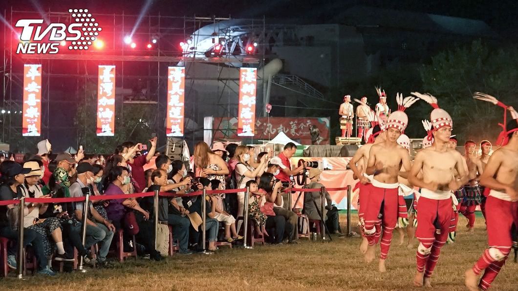 花蓮聯合豐年節湧人潮　民眾嘆太熱口罩戴不住