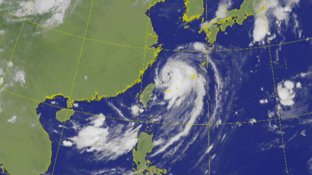 颱風尾掃!巴威將轉中颱「雨連下5天」 4縣市大雨特報