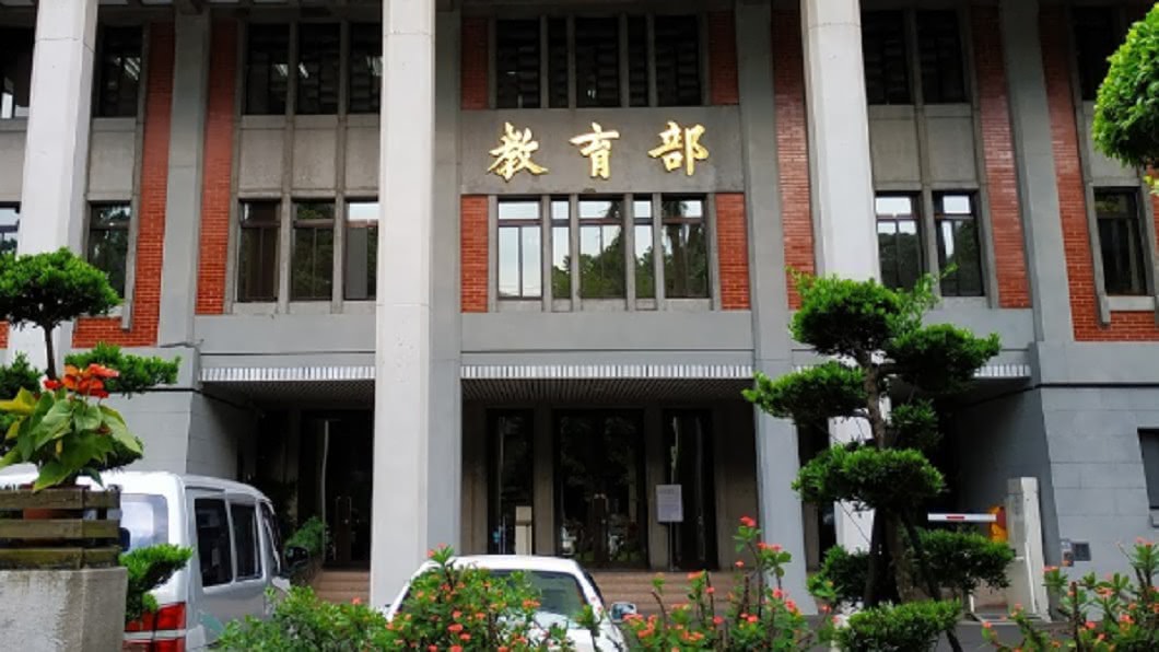 陸生來台解禁!教育部:即日起開放各國新生、陸舊生申請來台
