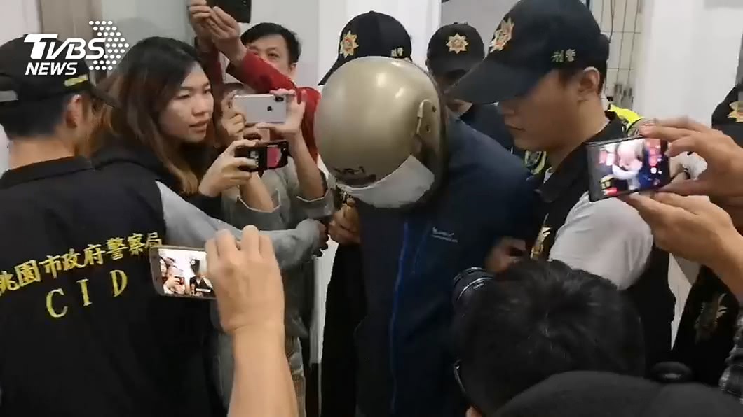 弒母37刀砍斷頭顱往外拋　逆子被逮向男警下跪求婚