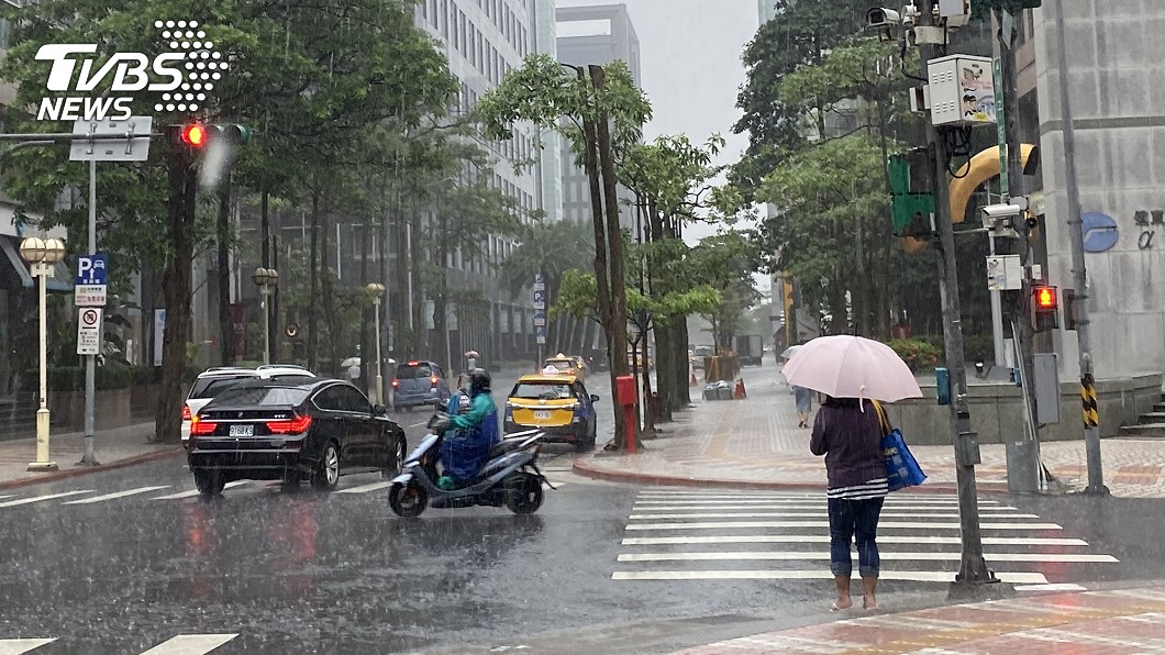 北部炸雨!「梅莎」外圍環流影響 北北基大雨特報