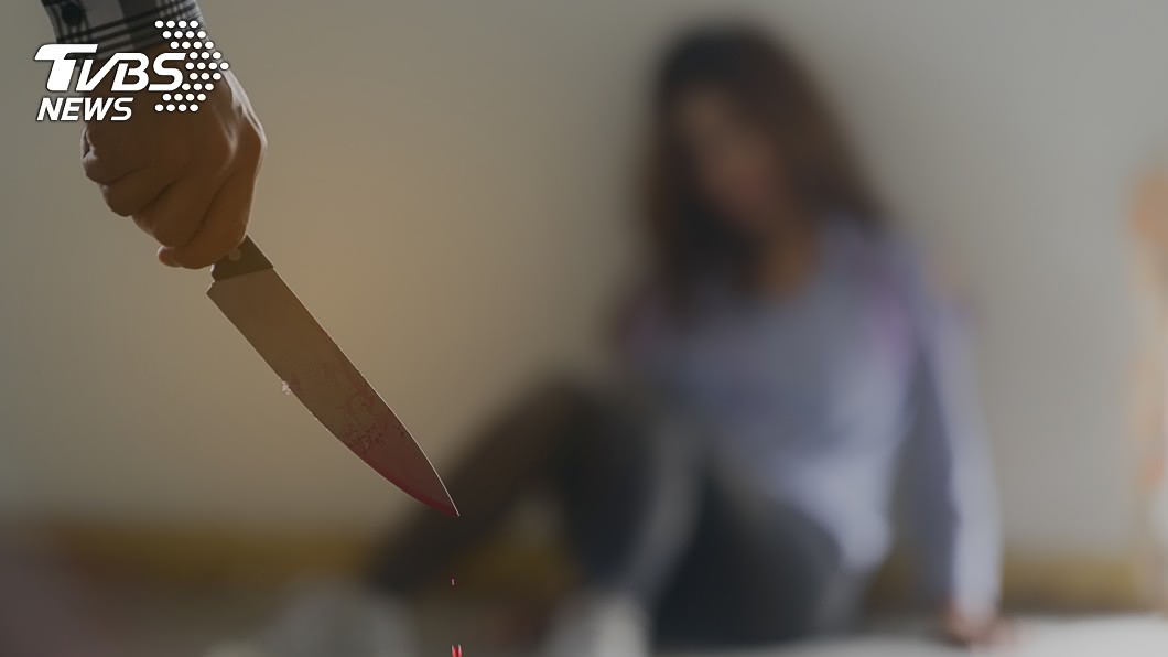 殺女求解脫!父對準心臟狂捅…患病女抽搐慘死