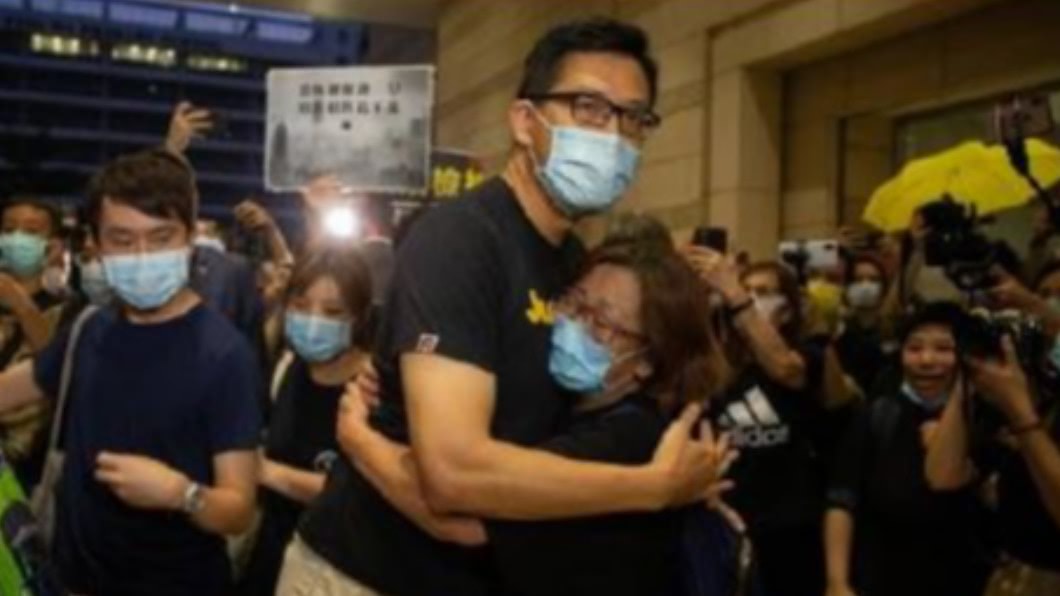圖/翻攝自日月警示良言微博