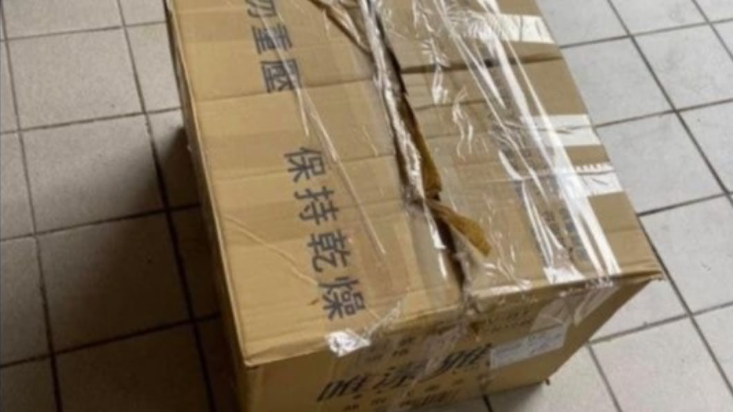 阿婆亂拿包裹稱「是妳不要的」 網見照全罵翻:根本小偷