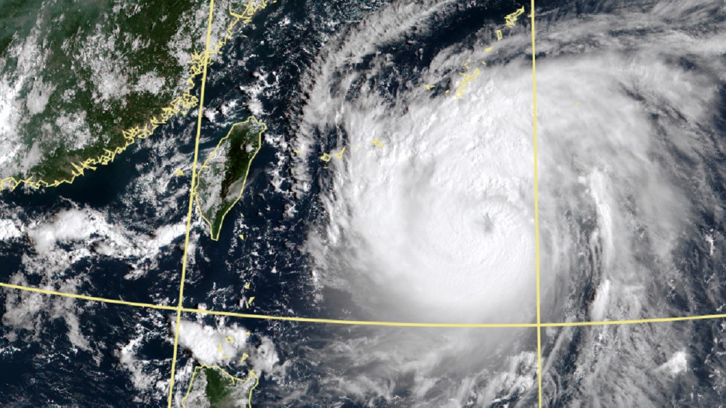 梅莎持續增強…最快今日接近至強颱!氣象局曝2地區防雨