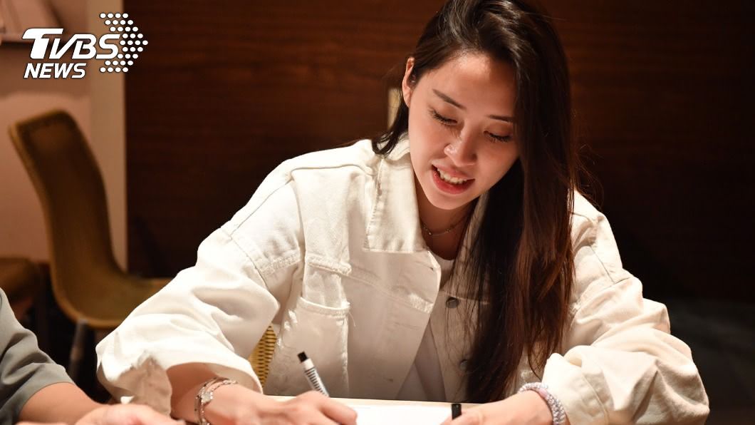 行善不落人後!歐陽妮妮挽袖救人 加入骨髓幹細胞建檔