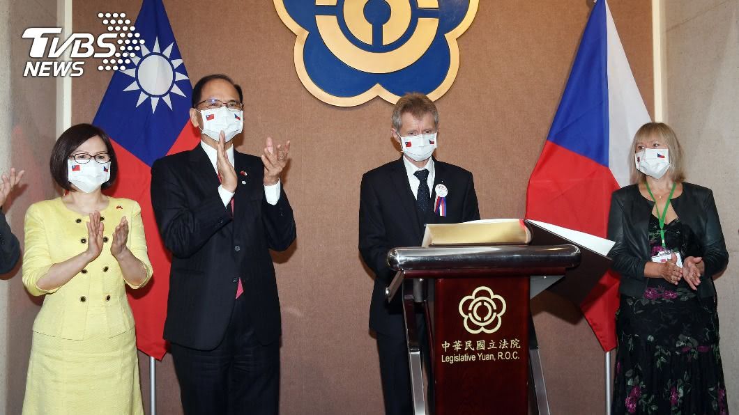 捷克參院議長立院發表演說 維特齊:榮幸與感謝