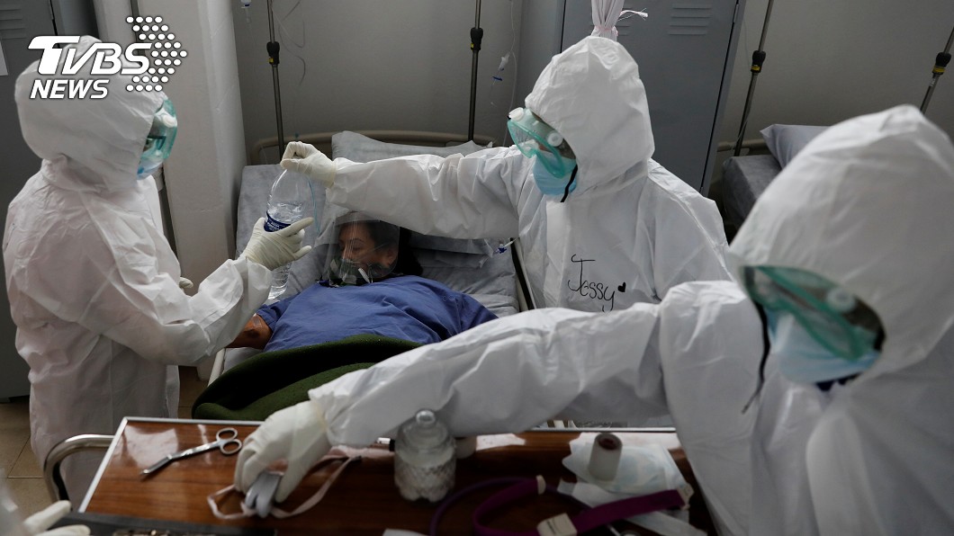 國際特赦組織指全球逾7000名醫護染疫亡。（圖／達志影像路透社）
