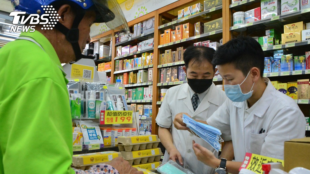 加利陸製口罩混入實名制 估全台回收量破500萬片