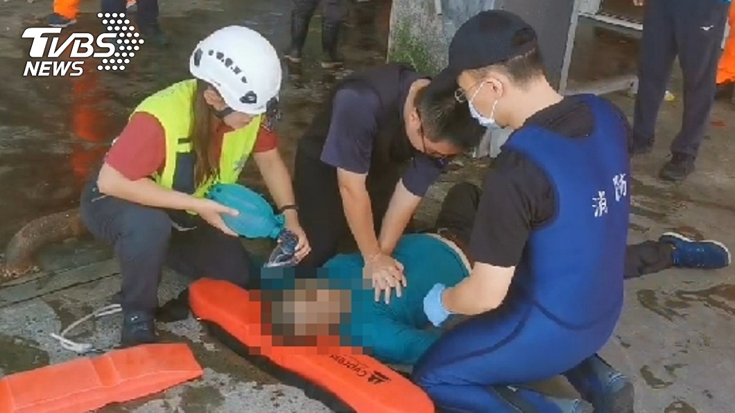 宜蘭落海釣客又增1人 救起已無生命跡象