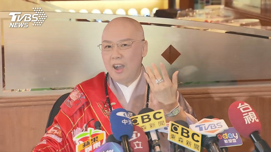 恆述法師認為2個弟弟與江蕙的緋聞全是假。（圖／TVBS）