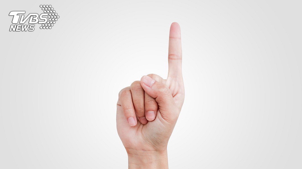 手指透露身體警訊。（示意圖／shutterstock達志影像）