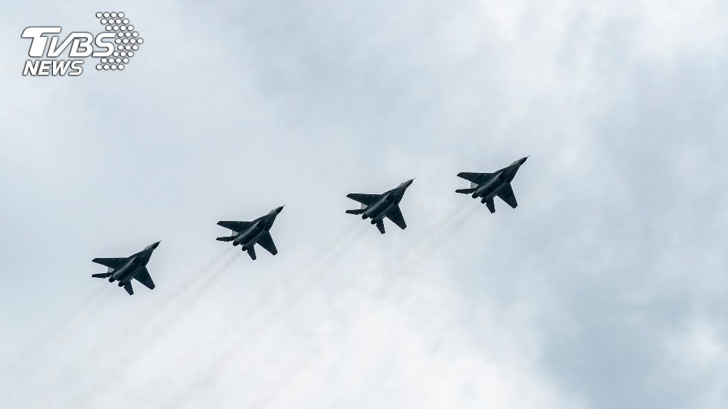 共機上午再侵擾台防空識別區 空軍戰機監控應對