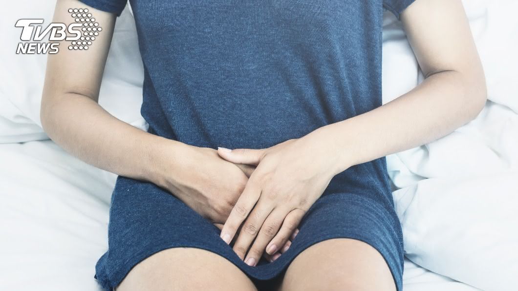 逛情趣用品太上火?女凍未條竟當眾「開箱試用」
