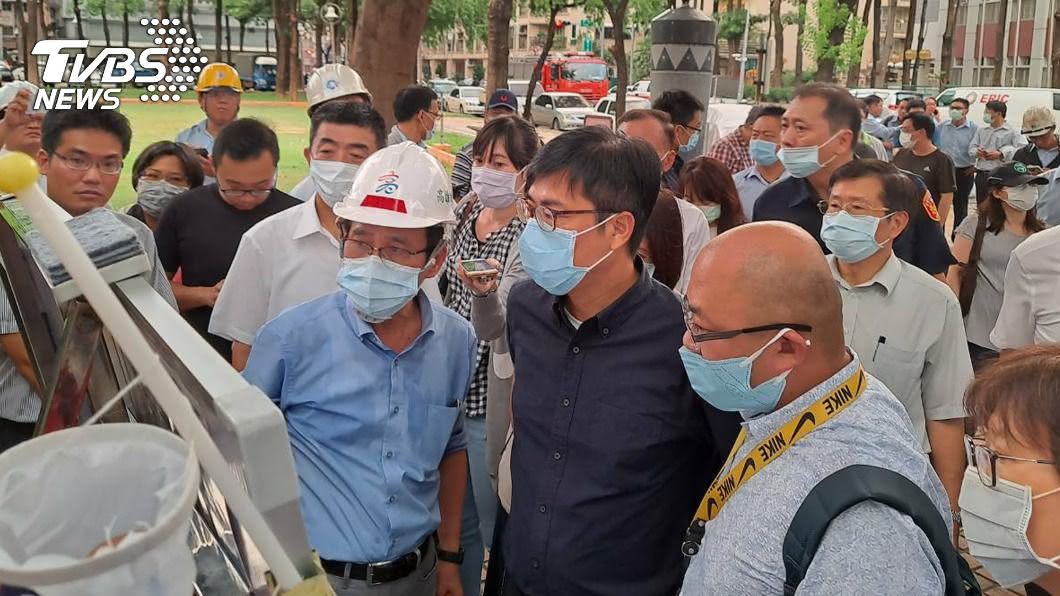 高雄前鎮「乙烯外洩」 陳其邁急赴現場封路處理