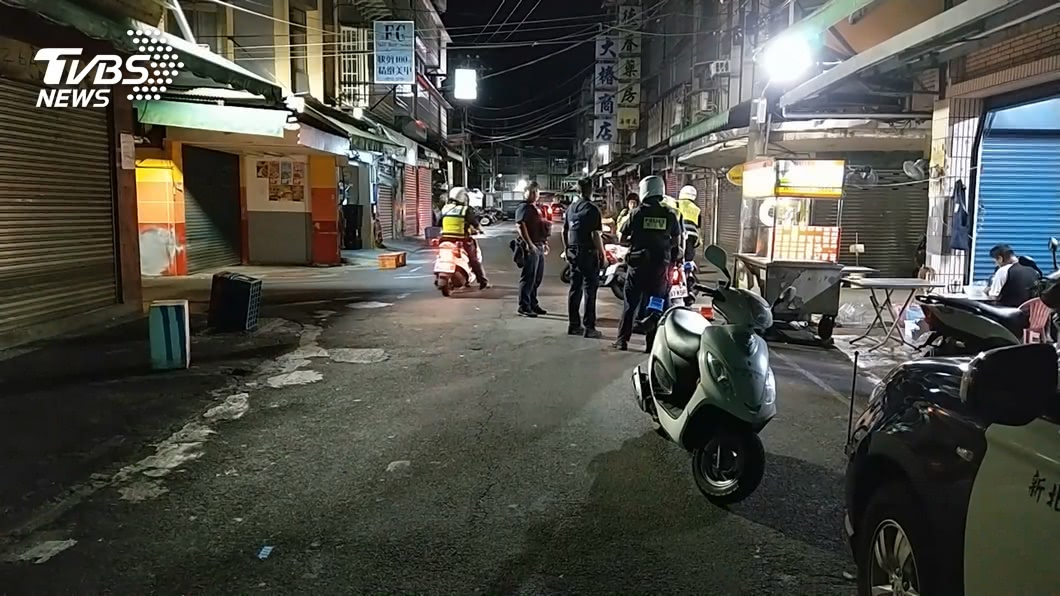 「路是你們家開的嗎?」 男問占路烤肉遭追打