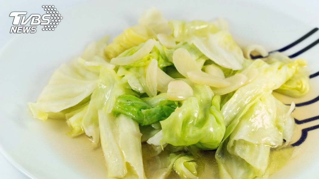 低成本、高價位 餐廳「暴利8道菜」點了成盤子