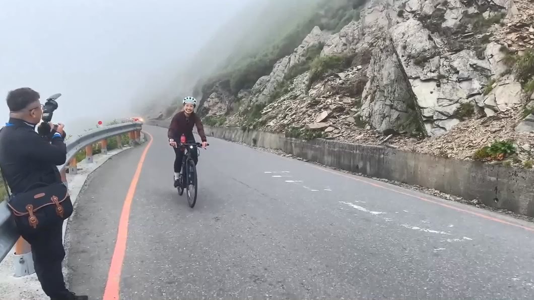 圖／翻攝 YouTube Linda Loves Cycling