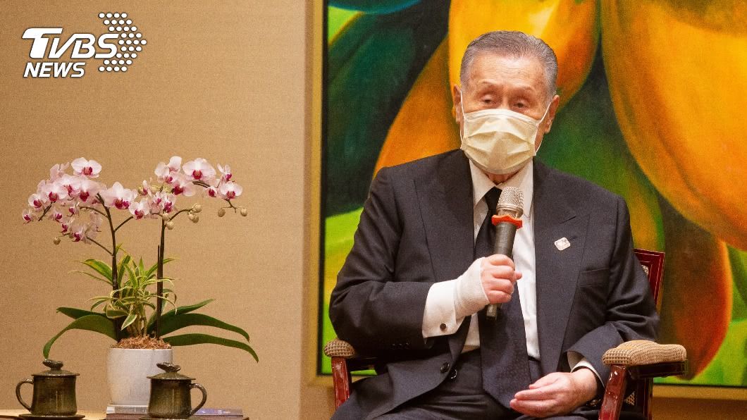 森喜朗負傷仍赴台追思李登輝　菅義偉託話致意