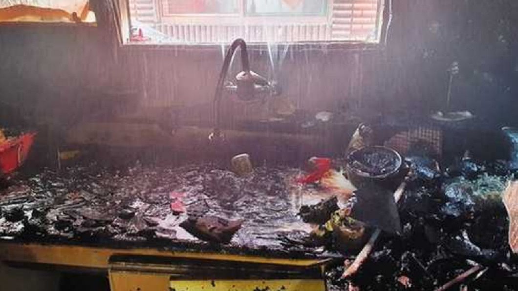 媽拋兒外出突火災…10歲哥護弟 「肉身擋火」燒成重傷