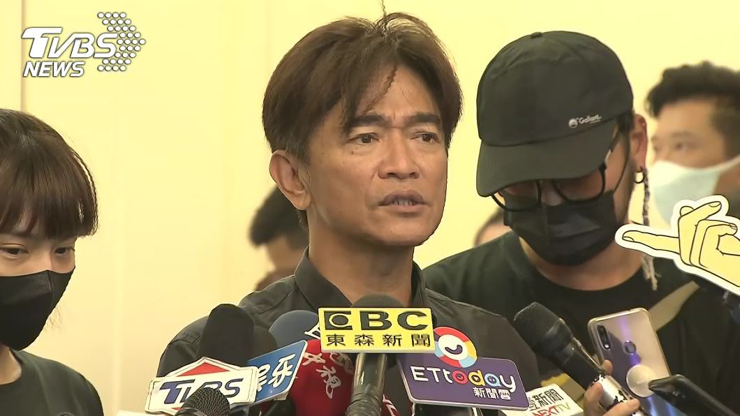 小鬼3秒就走了！憲哥淚崩「像電腦關機」醫生在也救不了