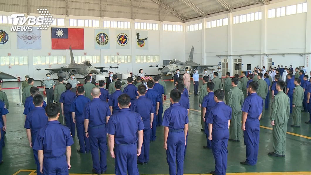 蔡總統赴澎湖視導傳共機越海峽中線 空軍駁斥