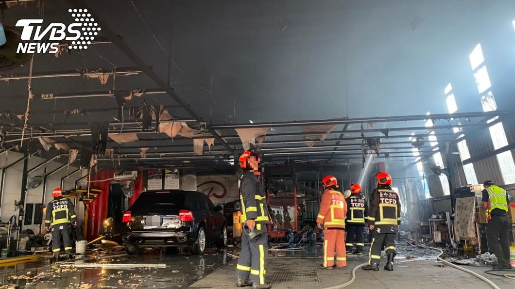 台中汽車美容廠火警14貓遭嗆昏 其中3隻死亡