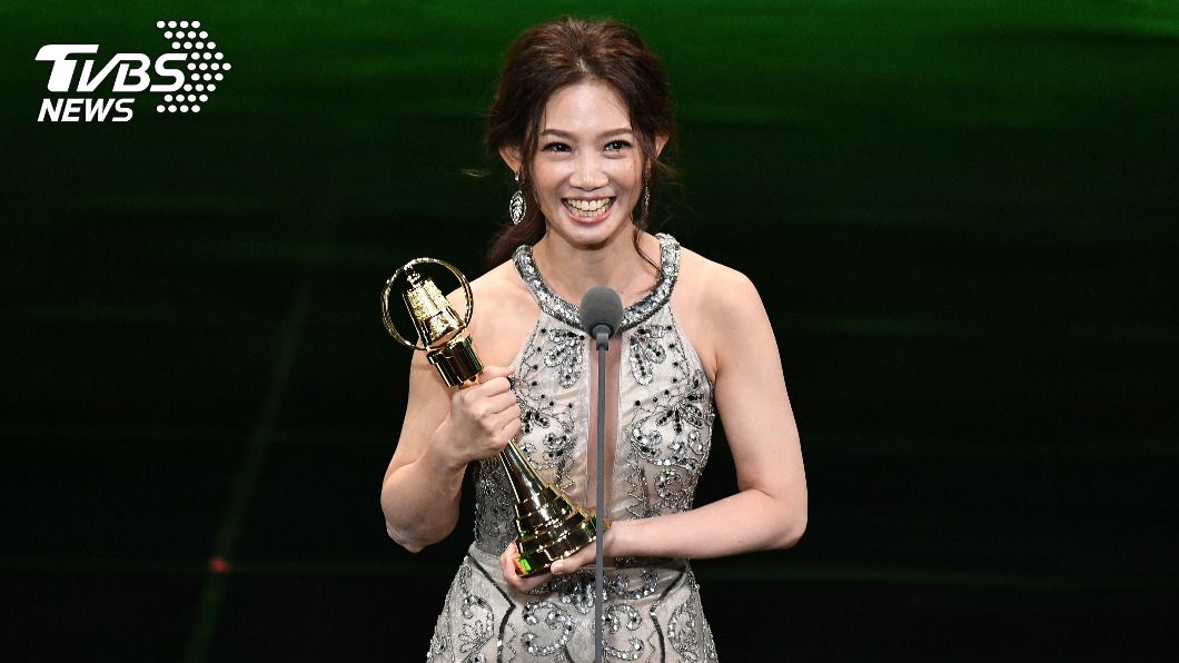 金鐘55/一鳴驚人!主播轉戰戲劇 吳奕蓉勇奪迷你視后
