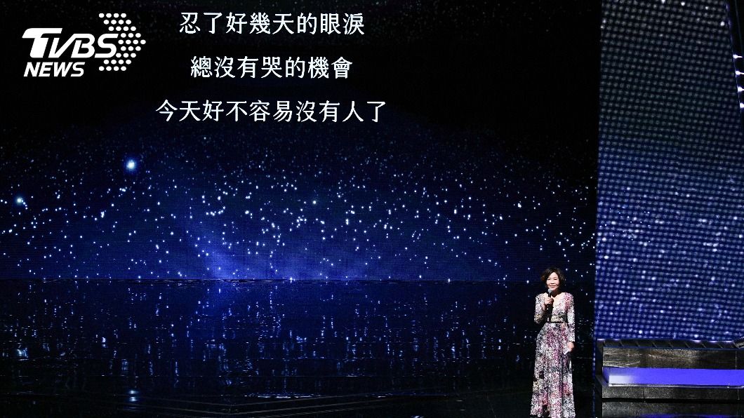 金鐘55/小鬼、劉真、羅霈穎都來了!典禮追思一片淚海