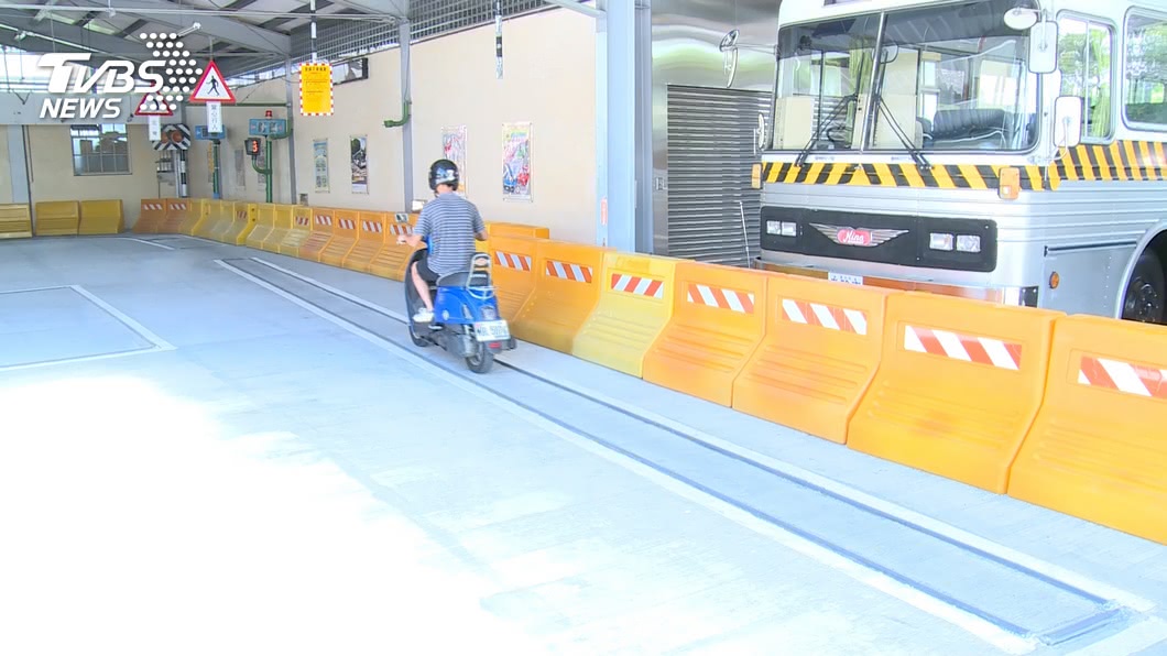 民眾提案16歲以上可考機車駕照 交通部未同意