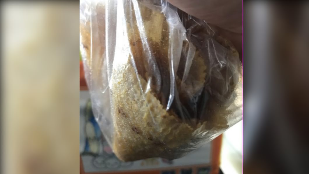 小琉球遇推銷「魷魚10片200」 拆包裝氣炸:垃圾人