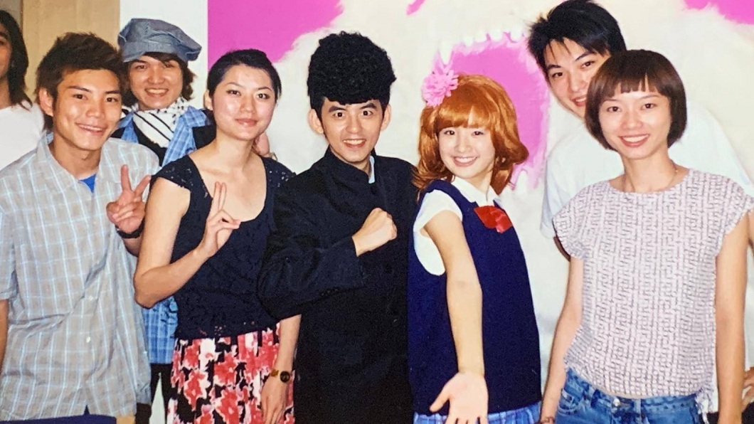 黃子佼19年前和林依晨一起主持節目。(圖/翻攝自黃子佼臉書)