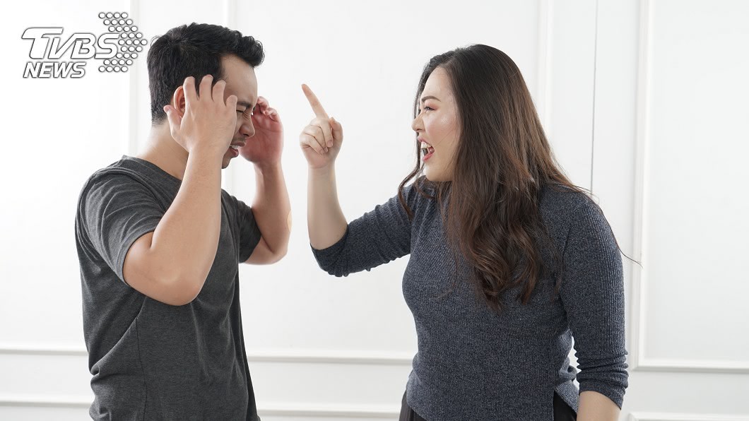 不滿男友疊字叫爸媽!女嗆媽寶 網傻眼:難道要父王母后