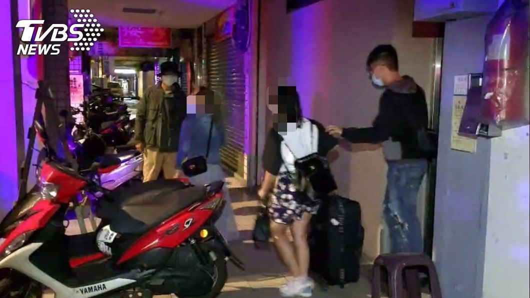 萬華警強力掃黃　破4應召站逮21人