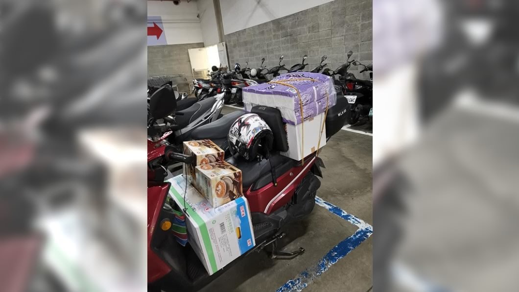 網友建議騎車前往,才不會浪費時間排停車場。(圖/翻攝自Costco好市多商品經驗老實說臉書)