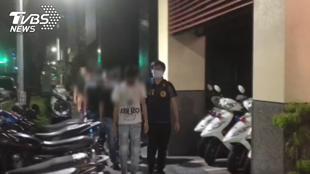 拆夥喬不攏當街鬥毆！男頭破血流　6人逃逸遭逮