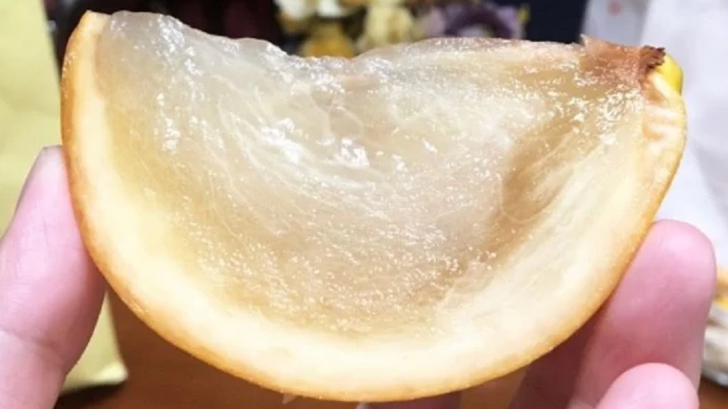 他一吃「謎樣水果」超驚艷 內行秒解答:滿滿膠原蛋白