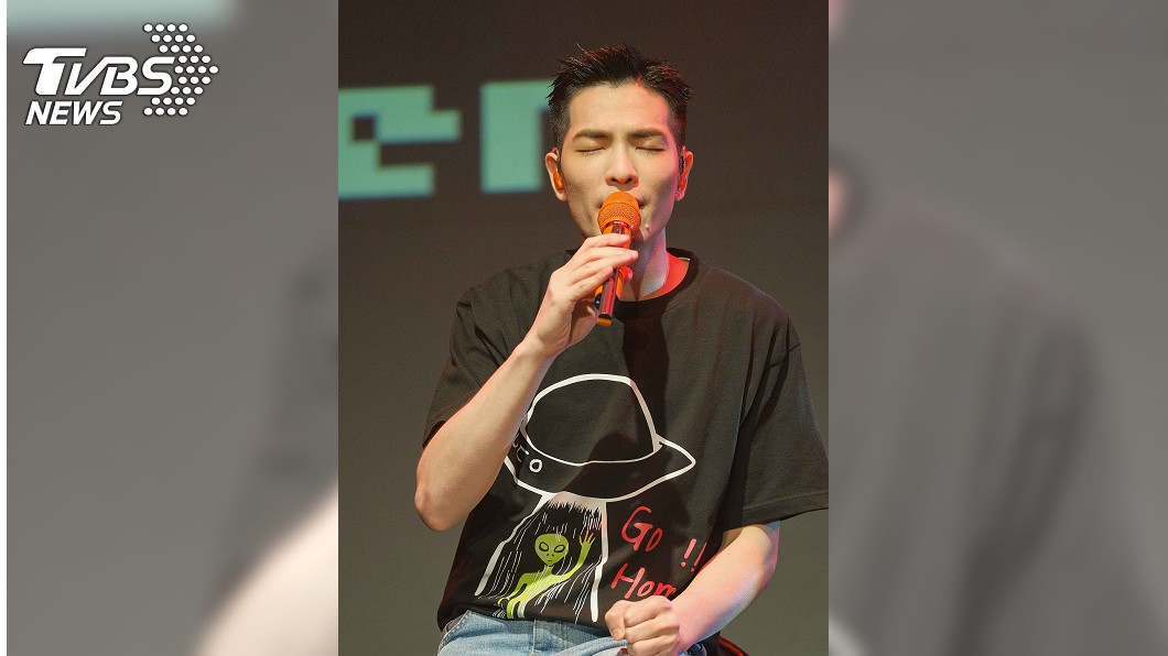 蕭敬騰對於小鬼的幫助心存感謝。(圖/滾石唱片提供)