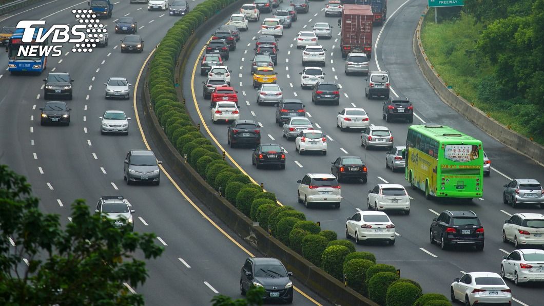 國慶連假國道疏運 壅塞路段較去年減少78%