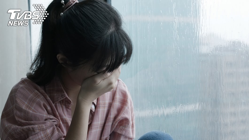 「可悲的單親媽媽!」女玩交友軟體突遭嗆 男被起底糗了