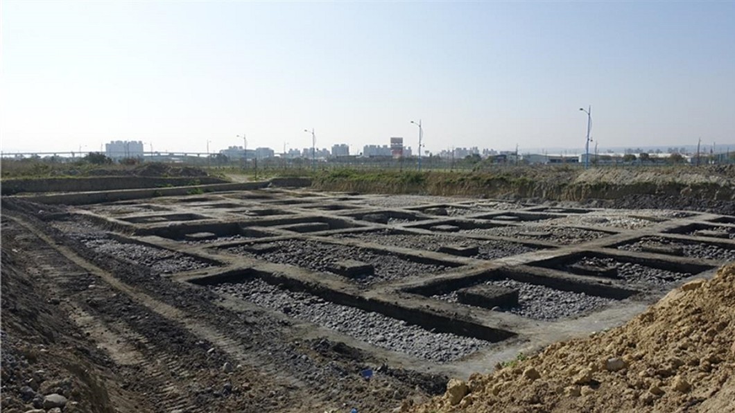 台中13期重劃區挖出千年遺址 建商遭令停工還要賠3億