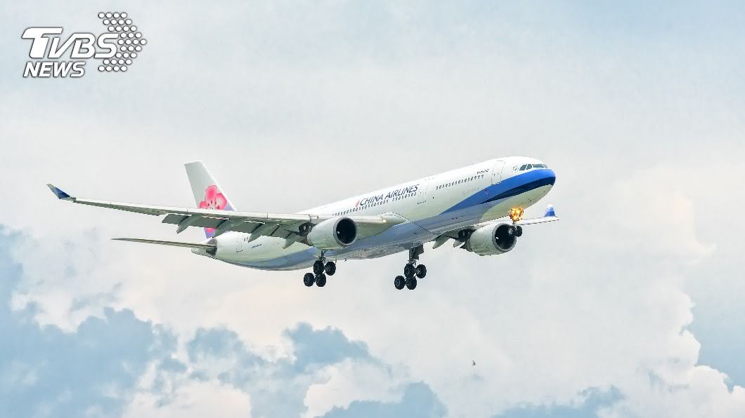 華航空中驚見「空中飛人」! 美國FBI介入調查