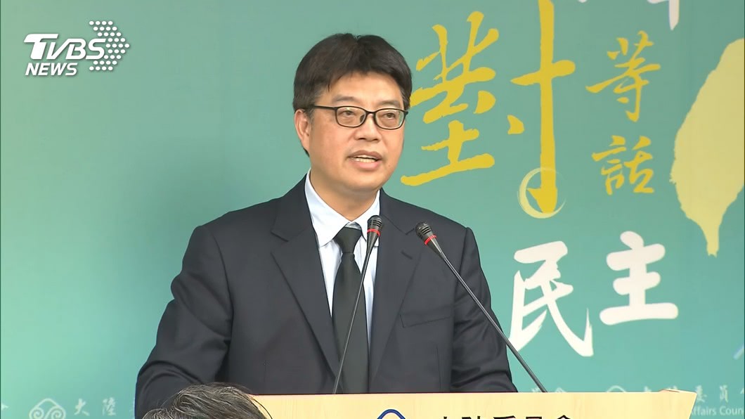 疫情延燒!陸委會傳員工出現染疫症狀 緊急消毒、採檢