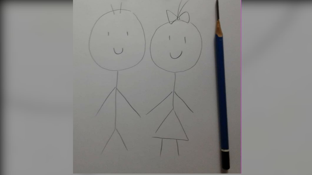 刺青師應男子要求簡單畫下的圖片。(圖/翻攝自臉書社團「爆廢公社公開版」)